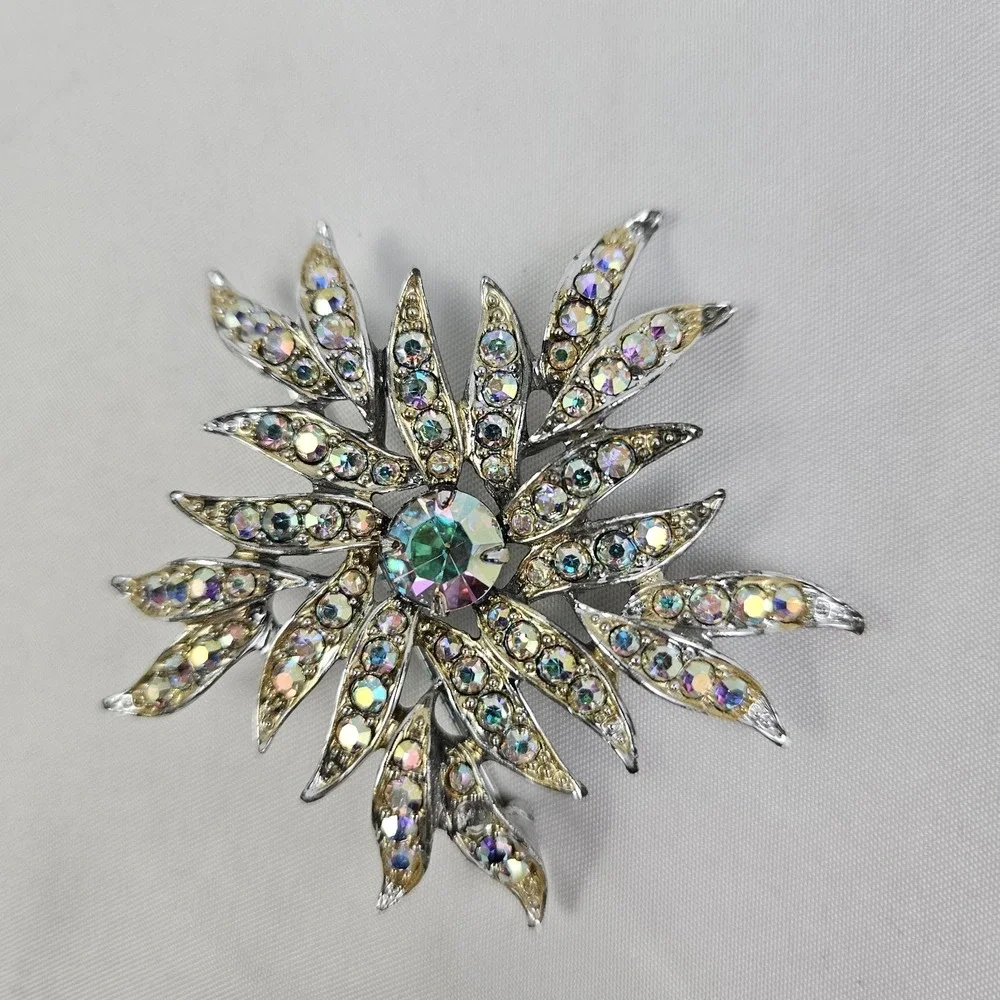 Vtg Sarah Coventry Aurora Blaze Brooch Borealis Pin Iridescent  Costume Jewel